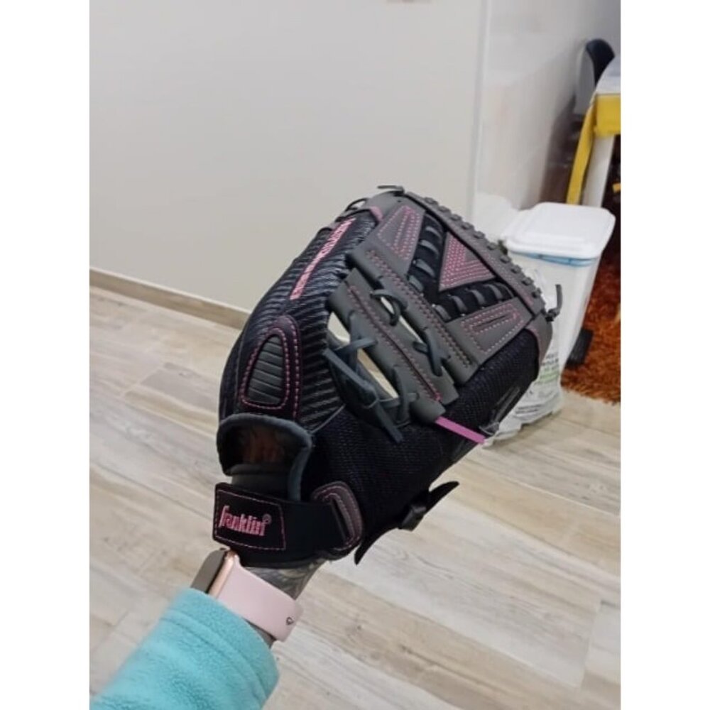 Fastpitch Pro Series Softball Gloves Right or Left Hand Throw – Adult and Youth
